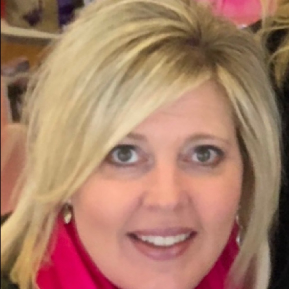 Meet your Posher, Lisa